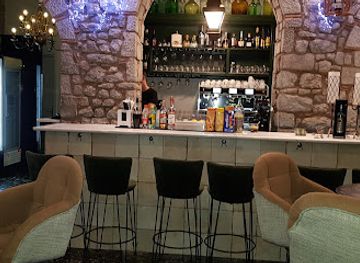 greece/mount-parnassus/bar/sehre