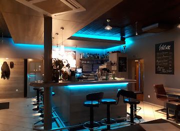 hungary/hansag/bar/urbanbar