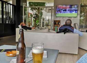 morocco/casablanca/ain-diab/bar/verriere