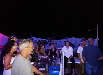 israel/golan-heights/bar/luna-bar