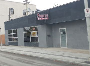 canada/winnipeg/osborne-village/bar/sonix-bar-grill