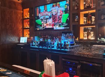 the-bahamas/grand-bahama/bar/arena-restaurant-sports-lounge