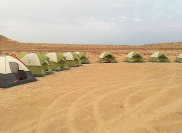 turkmenistan/badghyz-plateau/bar/trawelco