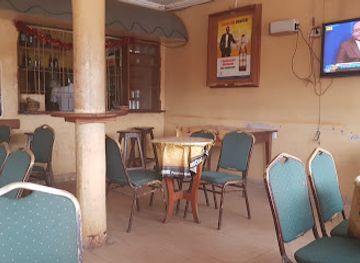 cameroon/mefou-national-park/bar/stade-bar