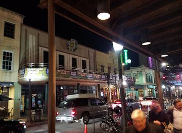 alabama/mobile/downtown-mobile/bar/wet-willie-s