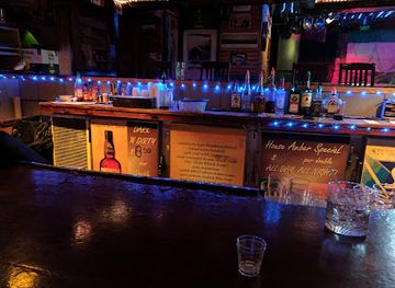 canada/avalon-peninsula/bar/trapper-john-s