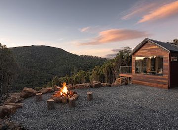 australia/cradle-mountain-lake-st-clair-national-park/bar/tiny-escapes-cradle-valley