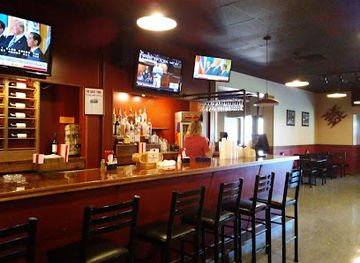 tennessee/cades-cove/bar/waterfront-bar-grill