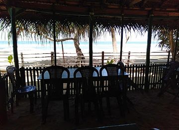 sri-lanka/kalutara-district/bar/green-lobster-waskaduwa-seafood-restaurant