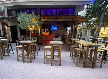 greece/kavala/bar/papagalos-rock-cafe-bar