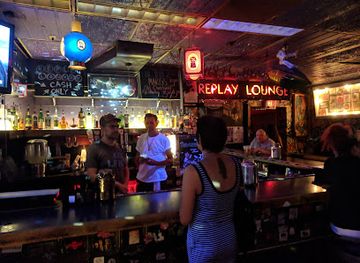 kansas/lawrence/bar/replay-lounge