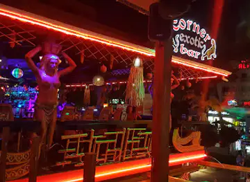 Corner Bar & Dinner