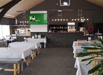 iceland/snaefellsnes-peninsula/bar/hverinn-restaurant-bar