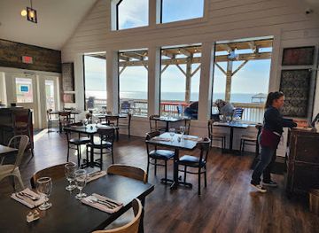 north-carolina/inner-banks/bar/nc-coast-grill-bar