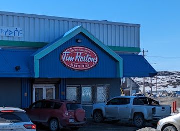 canada/iqaluit/bar/kfc