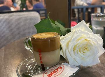 albania/elbasan-region/bar/bro-s-lounge-bar