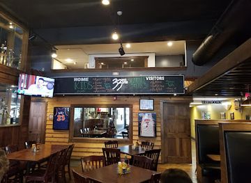 indiana/the-hoosier-national-forest/bar/33-brick-street