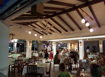 greece/corfu/dassia/bar/castello-restaurant-brunch-coffee-bar