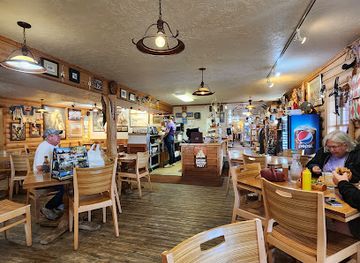 montana/the-little-bighorn-battlefield/bar/custer-battlefield-trading-post-cafe