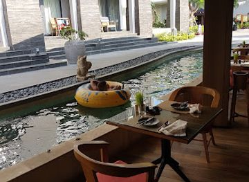 indonesia/bali/nusa-dua/bar/pool-bar-at-the-courtyard-by-marriott-bali-nusa-dua-resort