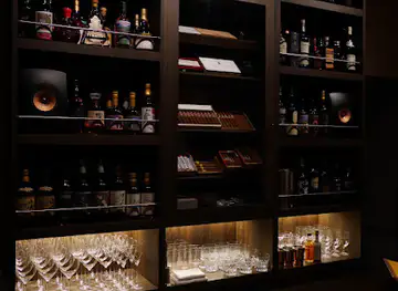 Cigar Bar REGALO シガーバー レガロ