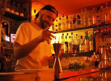 france/toulouse/carmes/bar/the-nasdrovia-bar