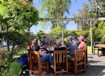 new-zealand/tongariro-national-park/bar/the-garden-bar