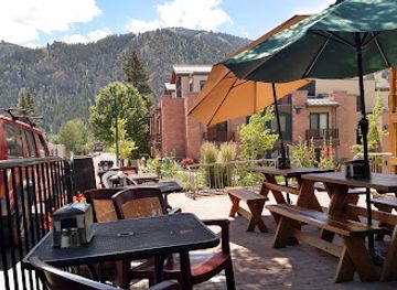 idaho/sawtooth/bar/lefty-s-bar-grill