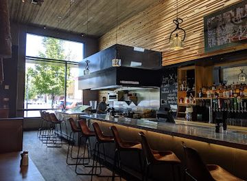 washington/yakima/bar/cowiche-canyon-kitchen-ice-house-bar