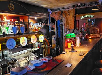 thailand/bangkok/ari/bar/the-garrison