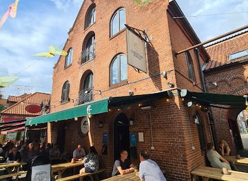 denmark/funen/bar/christian-firtal