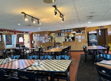 nebraska/chadron-state-park/bar/pizza-hut