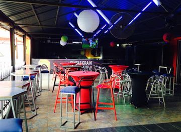 south-africa/johannesburg/soweto/bar/rocker-fella