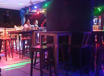 el-salvador/eastern-region/bar/black-and-white-discotec-bar