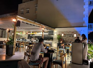 colombia/amazon/bar/baroca-restaurante-rooftop