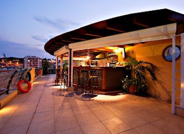 angola/cuando-cubango/bar/hotel-continental-luanda