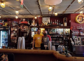 wisconsin/milwaukee/bar/y-not-ii-tavern