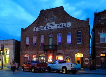 missouri/missouri-rhineland/bar/concert-hall-and-barrel-tavern