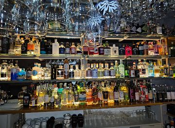 poland/krakow/bar/gin-mill