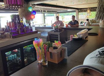 guam/tumon/tumon-bay/bar/tabu-tiki-bar