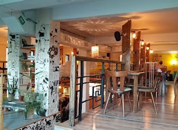 romania/iasi/bar/acaju-cafe