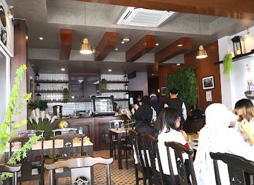 brunei/kuala-belait/bar/lot-33-restaurant