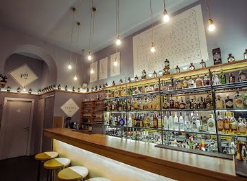 hungary/budapest/castle-district/bar/bar-pharma