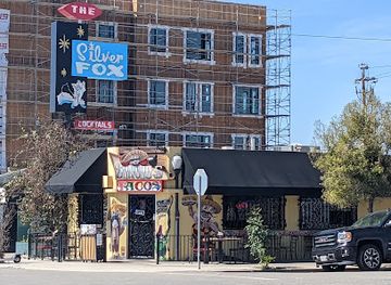 california/bakersfield/bar/the-silver-fox-starlite-lounge