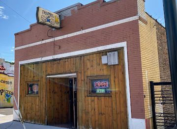 indiana/gary/bar/thumbs-up