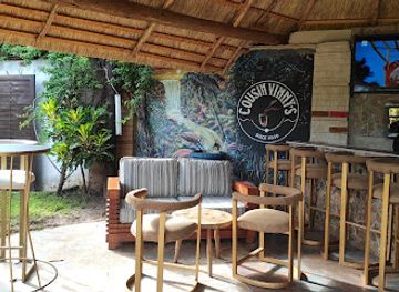 malawi/lilongwe/bar/cousin-vinny-s-bar-pa-mthunzi