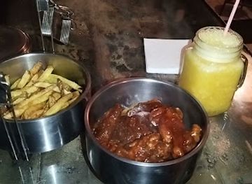 bolivia/potosi/plaza-10-de-noviembre/bar/attos-shisha-pub