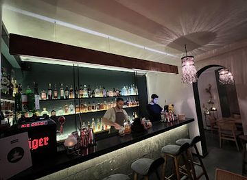 armenia/yerevan/bar/monk-haus-cocktailbar