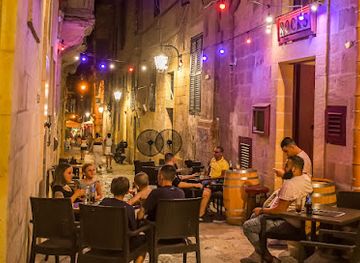 malta/valletta/bar/rocks-valletta