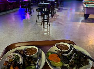 ohio/akron/north-hill/bar/royal-palace-lounge